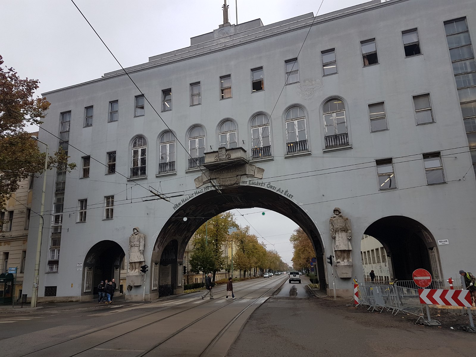 54. Interesująca konstrukcja w Szegedzie.