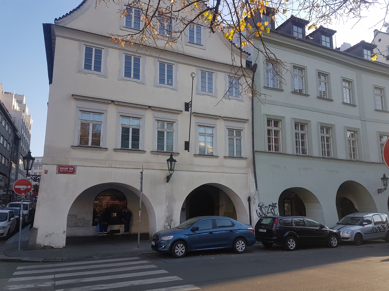81. W ciekawej Pradze.
