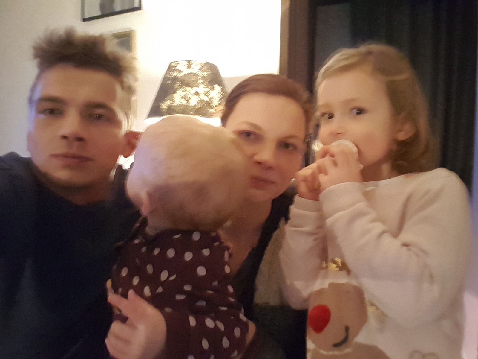 28.4. Z moją Siostrą i jej Córeczkami.