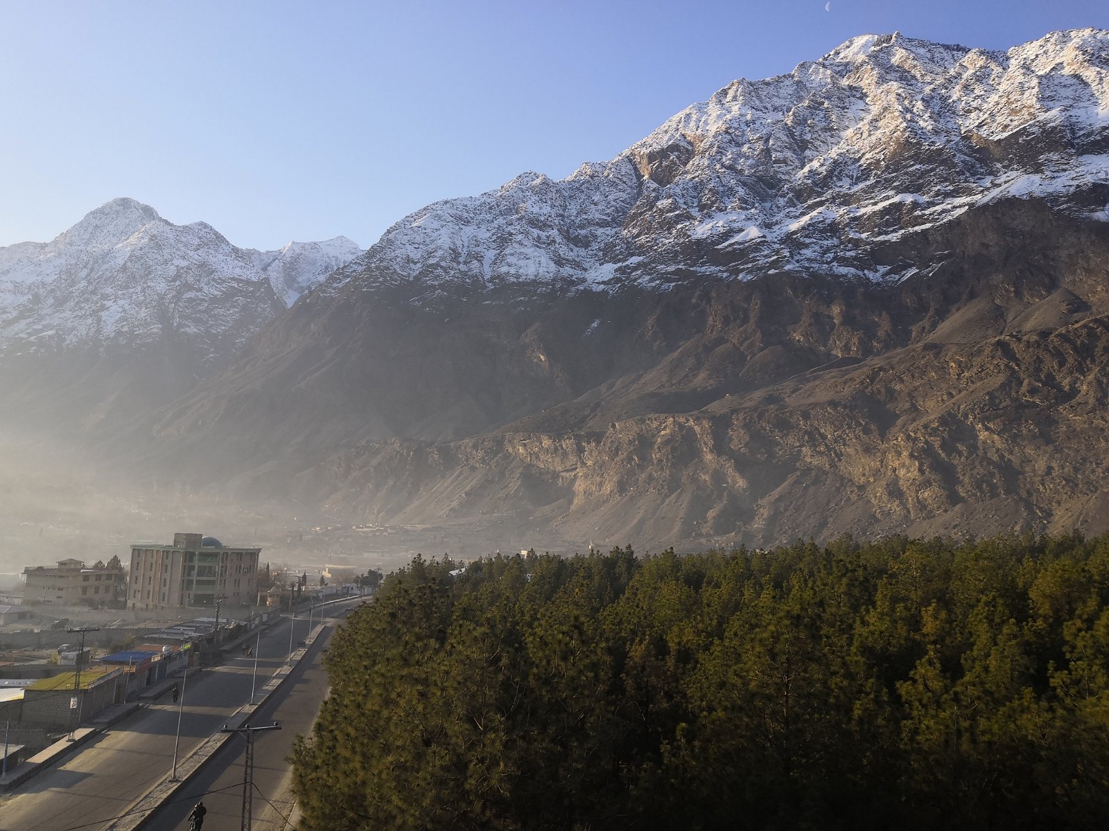 Wschód słońca w Gilgit.